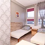 Hostel Elan