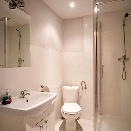 Hostel Elan