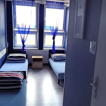 Hostel Elan