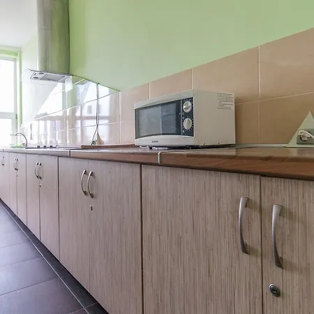 Elan Hostel